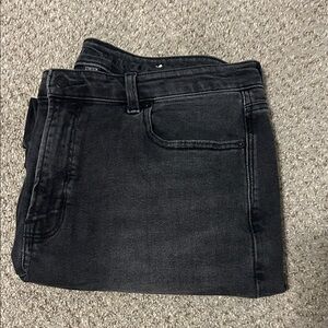 American Eagle Outfitters Women’s  Black Denim mom Jeans (stretch)
